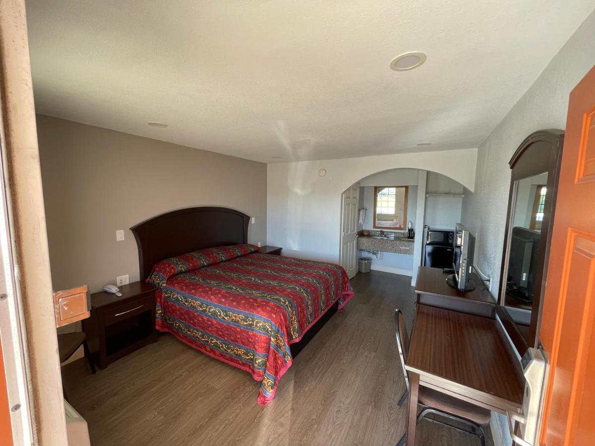 Western Inn West Columbia Екстер'єр фото
